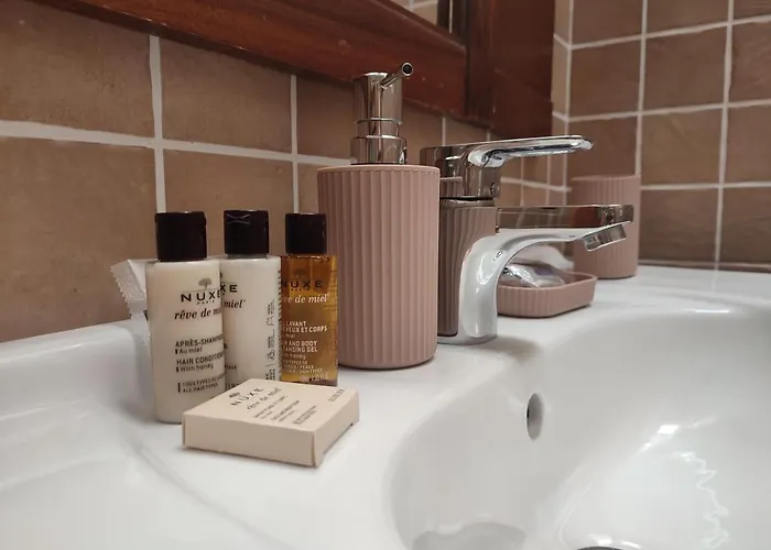 Апартаменти Darsena Tra Arte E Mare *